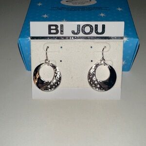 Bijou Silver Textured Earrings